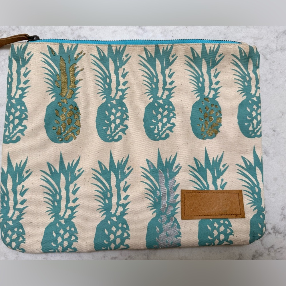 Aloha Canvas Pineapple Pouch